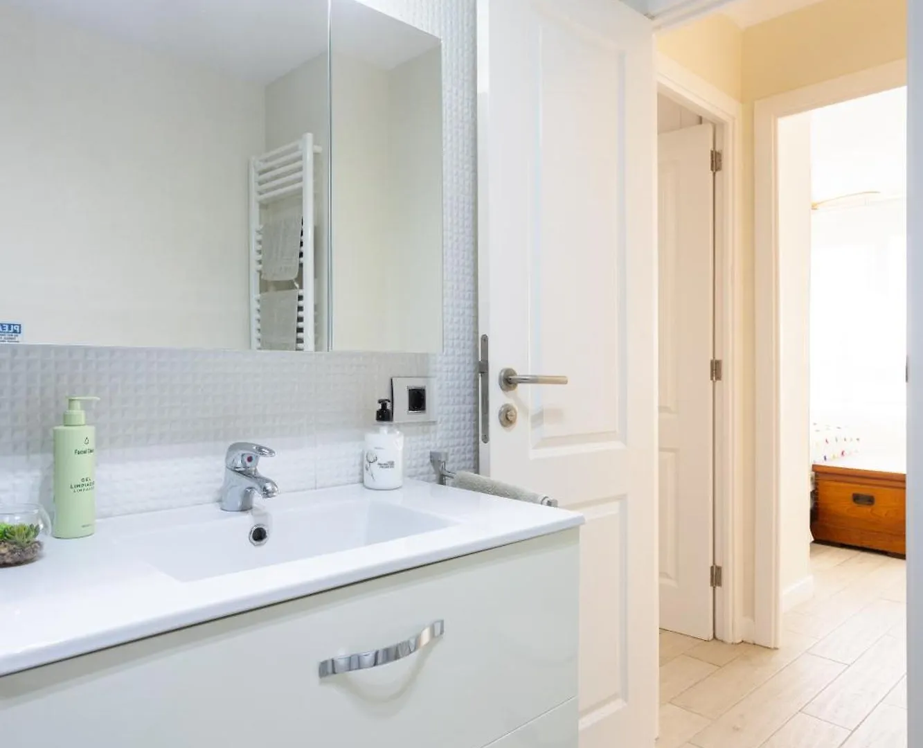 Apartment Home2Book Bright Apt & Communal Pool Santa Cruz