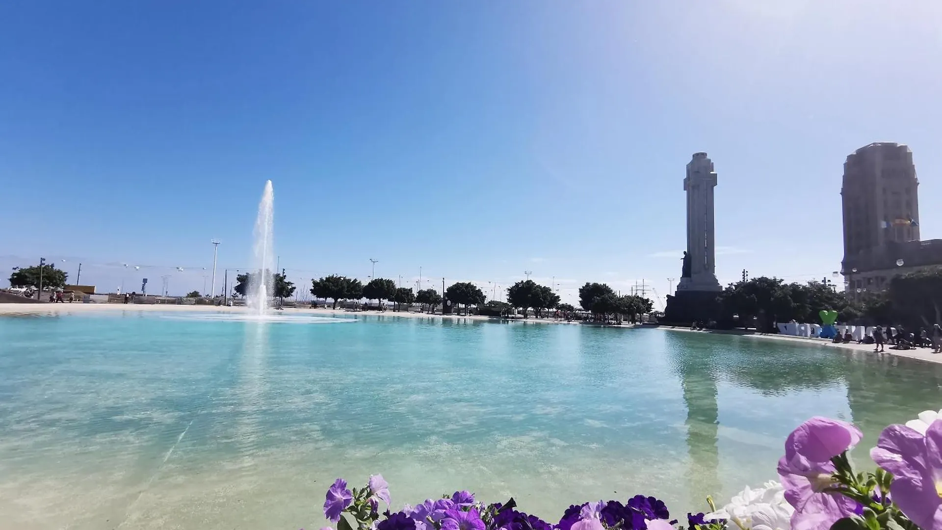 Home2Book Bright Apt & Communal Pool Santa Cruz Spain